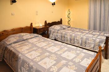 Artemis Studios And Apartments Psarou  Екстериор снимка